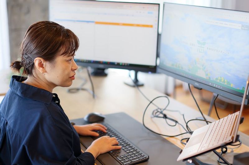 MID BASE（ミッドベース） 十三本店 - MID BASE 十三本店