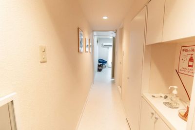 玄関 - 渋谷109から徒歩4分のレンタルサロン 渋谷109から徒歩4分/ 24時間 /無休営業/ 完全個室サロンの入口の写真
