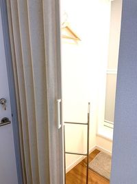 シャワールーム前のスペースは更衣室としてご利用できます。 - RundRond　-るんどろんど- キッチン付きレンタルスペース（多目的スペース）の室内の写真