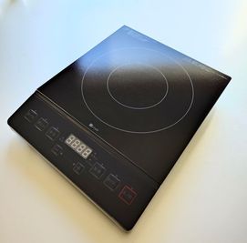 ＩＨクッキングヒーター - エクセルシオールスペース南池袋店 ✨ゴミ捨て無料✨コンクリート打ちっ放し|女子会・パーティー🍷の室内の写真