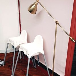 ベビー椅子 - レンタルスペース・エブリモメント パーティールーム・レンタルキッチン・貸し会議室・多目的スペースの室内の写真