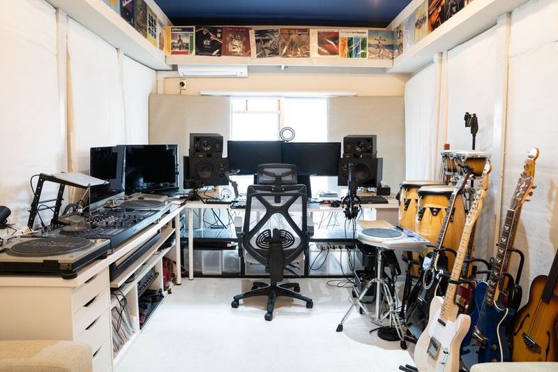 新空間402　SHINSAIBASHI - 新空間402