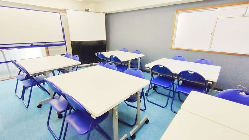 11〈LINCRAS JOY博多3〉 - LINCRAS  JOY博多