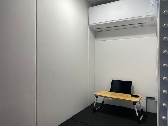 マイゴルフレーン三河島店　店内酸素カプセル - マイゴルフレーン 三河島駅前店