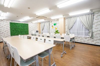 大宮駅から徒歩3分!最大40名/会議室/セミナー/研修/懇親会等 - 貸会議室KS7大宮室内 - 貸会議室KS7大宮 大宮駅から徒歩3分!最大40名/会議室/セミナー/研修/懇親会等の室内の写真