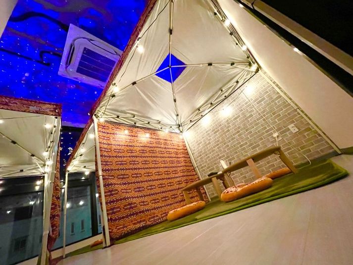 3F 　グランピングテント席　約25席 - URBAN TABLE　（横濱ブラッスリー　アーバンテーブル）