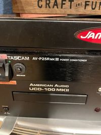 [CDプレーヤー]
AMERICAN AUDIO UCD-100MKⅡ - ジェリージャムスタジオ 完全防音スタジオの設備の写真