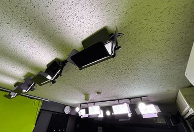天井に常設の照明がございます - 神楽坂グリーンバックスタジオ グリーンバック配信スタジオ-神楽坂グリーンバックスタジオの設備の写真
