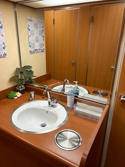 鈴鹿中央通り沿いのヨガスタジオ - ヨガスタジオMUKTA鈴鹿本店
