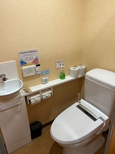 鈴鹿中央通り沿いのヨガスタジオ - ヨガスタジオMUKTA鈴鹿本店