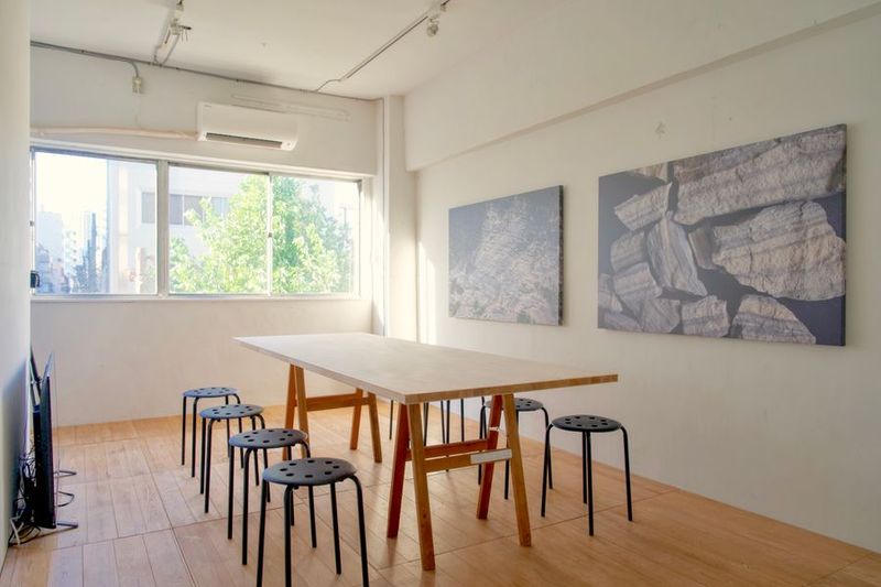 屋上つきのリノベーションスタジオ／アートコモンズ アートコモンズ「対話と創造の森  東京神田」の室内の写真