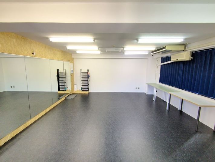 町田金森ダンススタジオ - STUDIO INFIST 町田