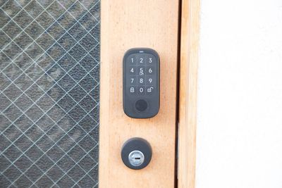 タッチキーに暗証番号を入力し解錠 - リモートベース笹川の入口の写真