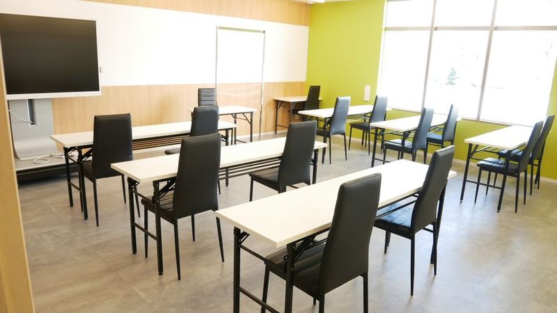 多目的ルーム（キッズスペース、会議室、ダンススタジオ等） - プレミアムラウンジ　＆ｃａｆｅ　イロドリ