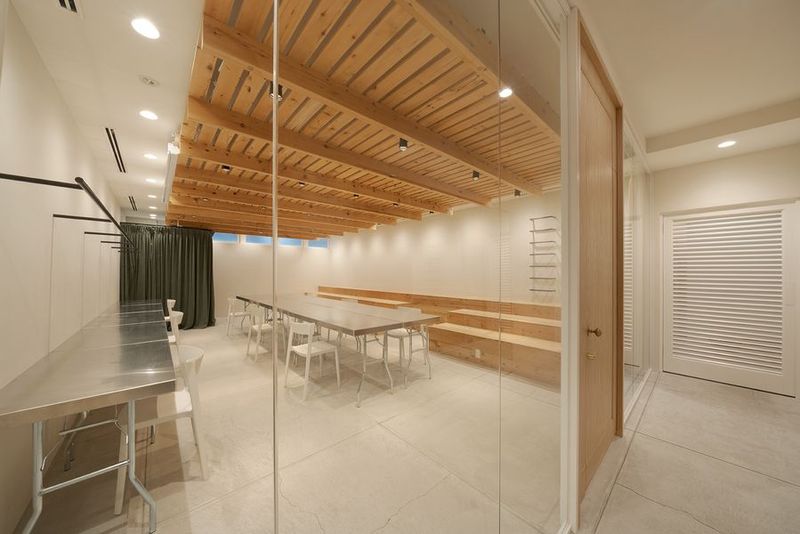 SLOTH GALLERY - コワーキングサロンSLOTH