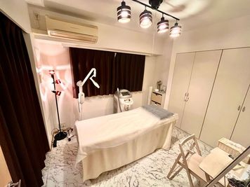 マッサージ💆脱毛💆‍♀️ホワイトニング🦷ネイルの機材や備品レンタル可能！研修や撮影OK！個別商談スペースや駐車場あり‼️ - 中目黒レンタルサロン