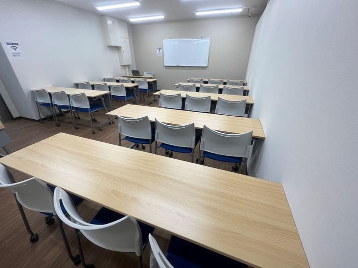 roomA　会議室 - イナバボックス　時間貸しスペース藤が丘店