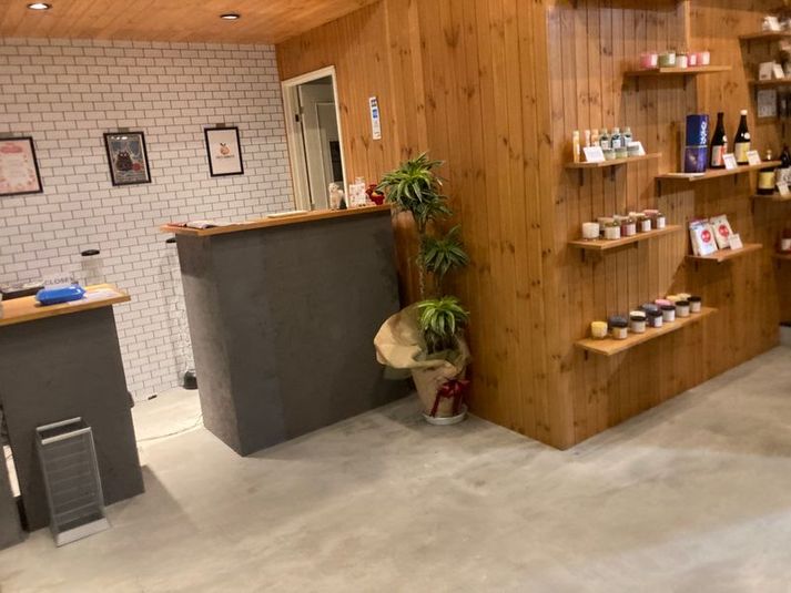 札幌市中心部の格安新築シェアサロン！BARやカフェをお探しの方！ - Monica