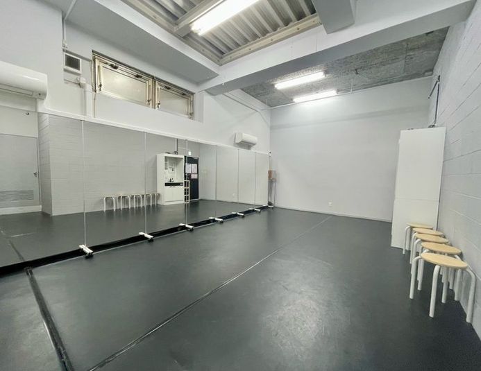DANCE SPACE 365 - DANCE SPACE 365