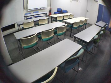 レイアウト例 - 国際医療三田病院、済生会中央病院、東京タワーそば・スペース 済生会中央病院、国際医療三田病院そば、教室、ミーティングスペースの室内の写真