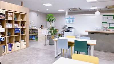 受付とラウンジの様子です。 - MICAN 【大井町駅すぐ】MICAN★会議室A★最大10名収容可能の室内の写真