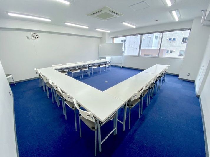 4階D会議室 -  スタンダード会議室　神田店 