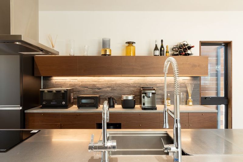 キッチン付きリビングダイニング - まるでホテルのような空間