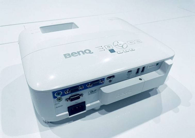 ミーティングルーム２ - MYST（マイスタ）