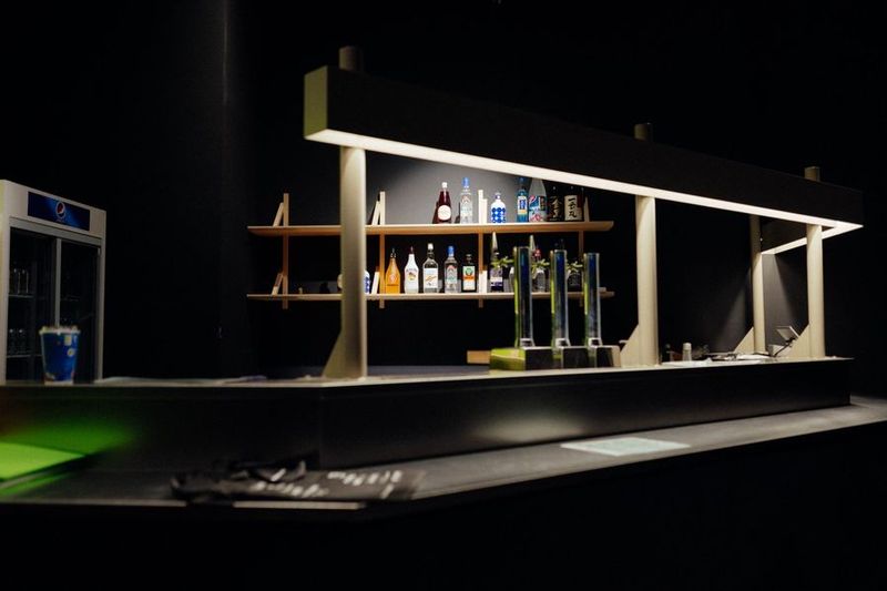 多岐にわたってご利用可能なライブハウス - Yogibo HOLY MOUNTAIN