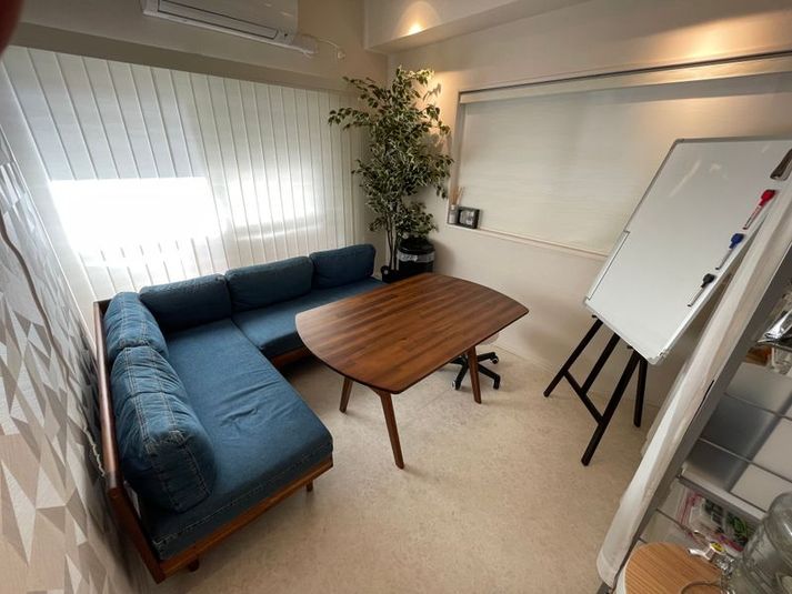 セミナールーム＋サロン (施術台もあり) - レンタルスペース＆サロン　BEAUTY SELF24