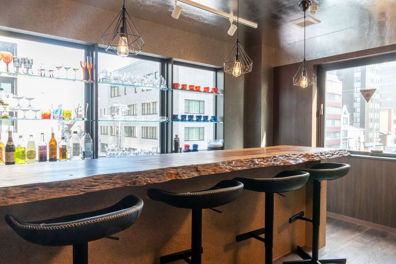 カフェハイドアウトHideOut四条店 - Guys54