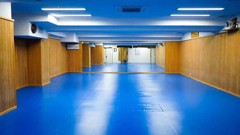 広い！駅近！新築！安い！ - レンタルスタジオ御所南 合心館
