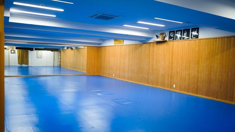 広い！駅近！新築！安い！ - レンタルスタジオ御所南 合心館