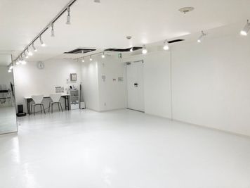 ZERO DANCE STUDIO ANNEXスタジオの室内の写真