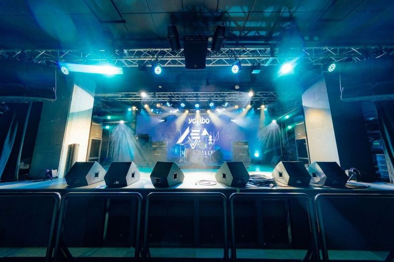 ライブハウス、劇場 - Yogibo META VALLEY