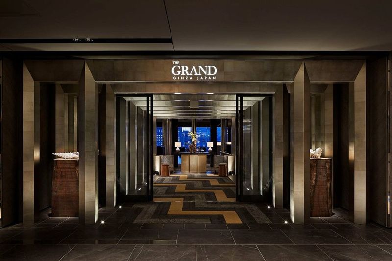 銀座のランドマーク GINZA SIXの13階に位置する上質空間「ザ・グラン銀座」 - THE GRAND GINZA（ザ・グラン銀座） 控室の入口の写真