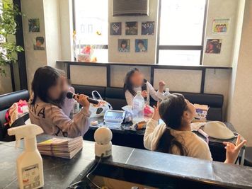 歌し貸し　ちぇるBAR 駅２分 カラオケ２次会【喫煙OK・飲み物食べ物持込】スーパー１分の室内の写真