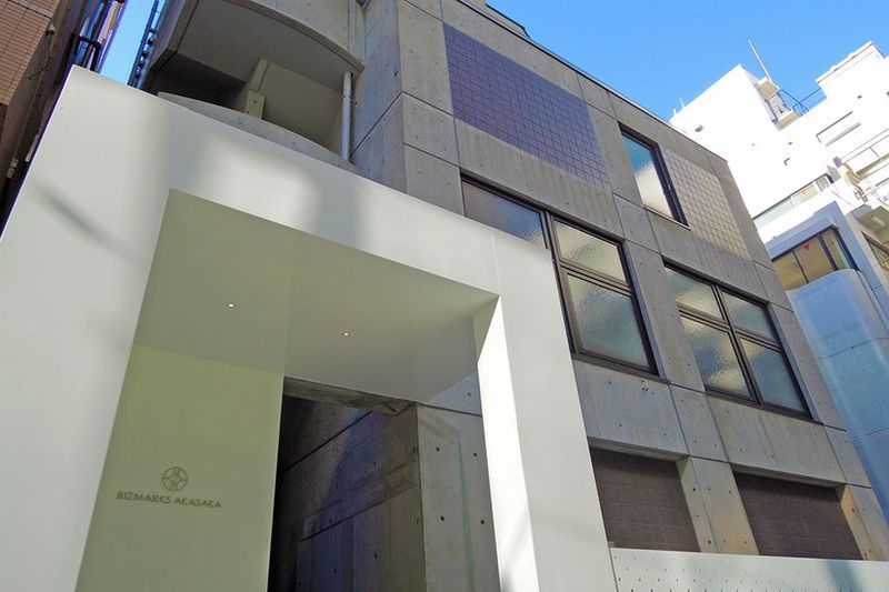 コワーキングスペース【会話可能エリア】 - THE HUB 赤坂