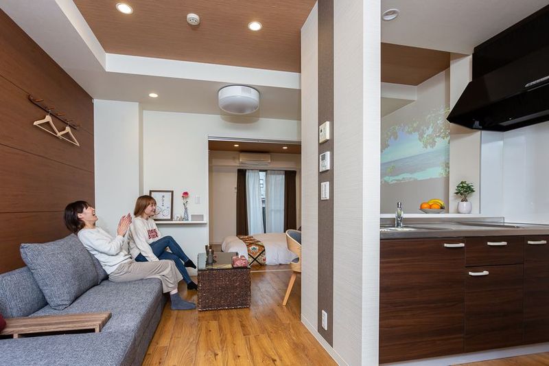 武蔵ヶ辻徒歩3分☆プロジェクター&キッチンつきシアタールーム！ - ゲストルーム心音-金澤表参道-