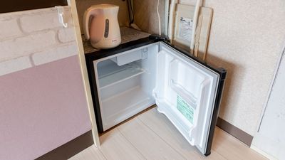 ミニ冷蔵庫☃電子ケトルもございます。 - マイルームmuse note（ミューズノート）　北千住の室内の写真