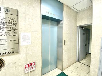 スタンダード会議室　新横浜店 2階B会議室の外観の写真