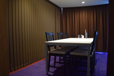 レンタルスペース&シェアサロン「ＢＴ高田馬場」 ３つのオシャレな会議スペースを自由自在にアレンジ可能！の室内の写真
