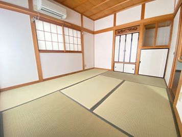 浜町小院別館 高松駅に近い一軒家まるごと貸切、窓から漁港風景、駐車場2台無料の室内の写真