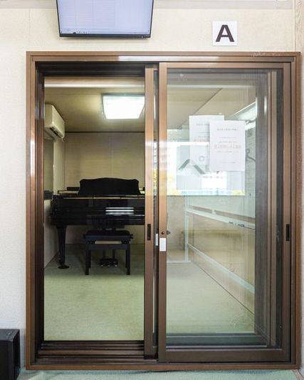 名駅防音室グランドピアノ練習室(A) - レンタルスペースALBE