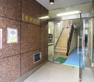 貸会議室ルームス錦糸町北口駅前店 【ROOMs錦糸町北口駅前店 第1会議室】錦糸町駅 徒歩2分の入口の写真