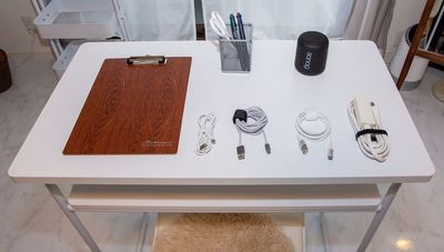 各種充電ケーブル、Bluetoothスピーカー、 - レンタルサロンCOTAの設備の写真