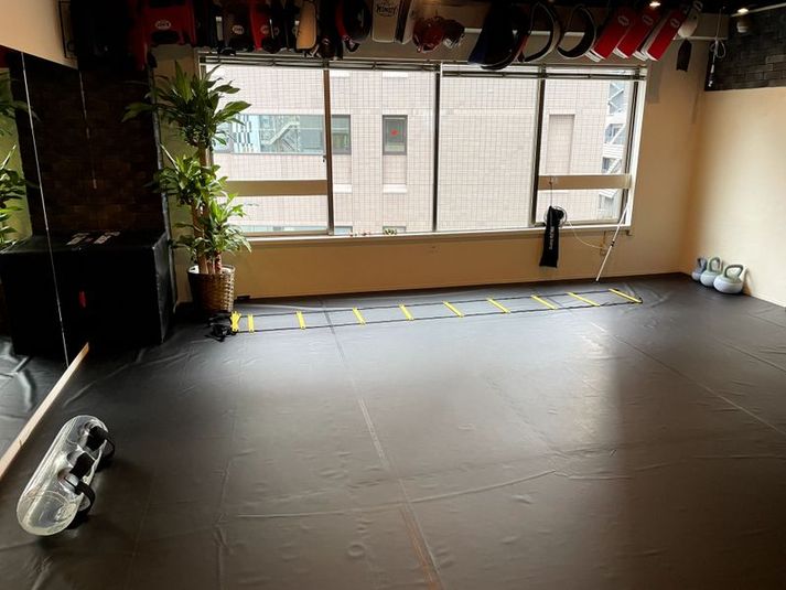 多目的レンタルスペース - Roots Of Fight 