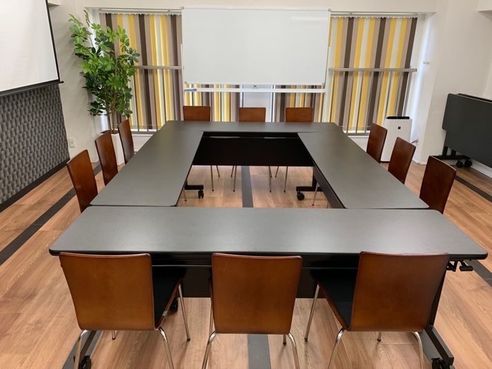 ヨガOKマット完備！貸会議室 - SakurAルーム１