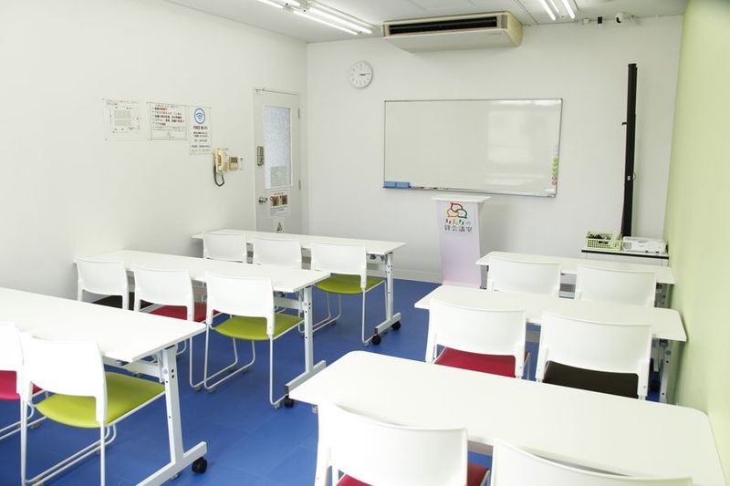 泉崎601会議室[定員20+α] - みんなの貸会議室　那覇泉崎店