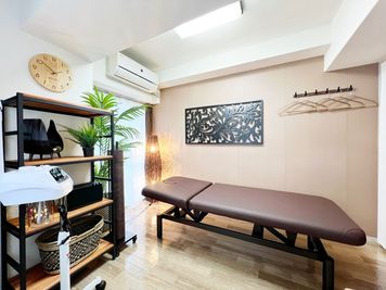 【三軒茶屋駅徒歩2分】 エステ、 ネイル、整体、 マッサージ、配信、オンライン等【深夜割】 - ～Mirai Salon～
